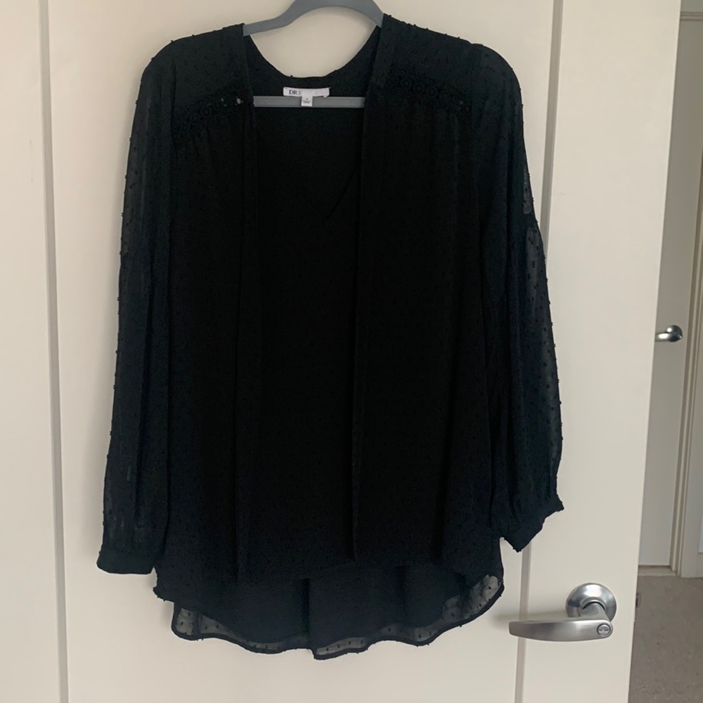 DR2 Black Flowy Blouse